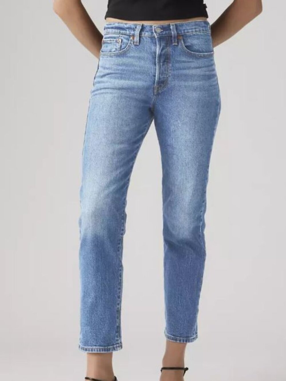 Levi's Wedgie Cropped Ankle Jeans